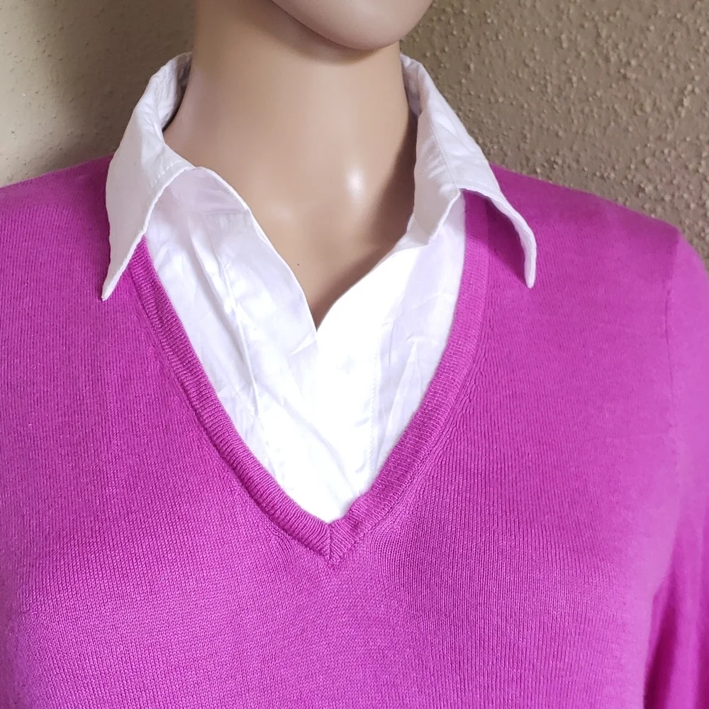 Ralph Lauren Petite Woman Blouse, Purple💜 and White🤍 Colors, Size PS. - Picture 3 of 5
